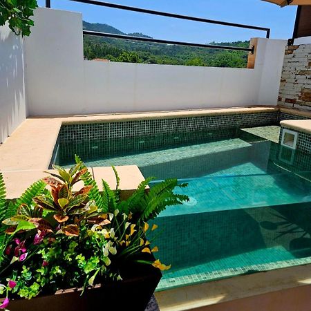 La Casa Junto Al Sendero Del Rio & Piscina # Aire Acondicionado Villa Los Romeros Luaran gambar