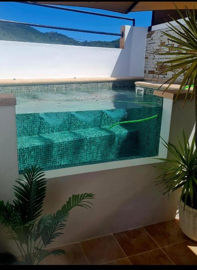 La Casa Junto Al Sendero Del Rio & Piscina # Aire Acondicionado Villa Los Romeros Luaran gambar
